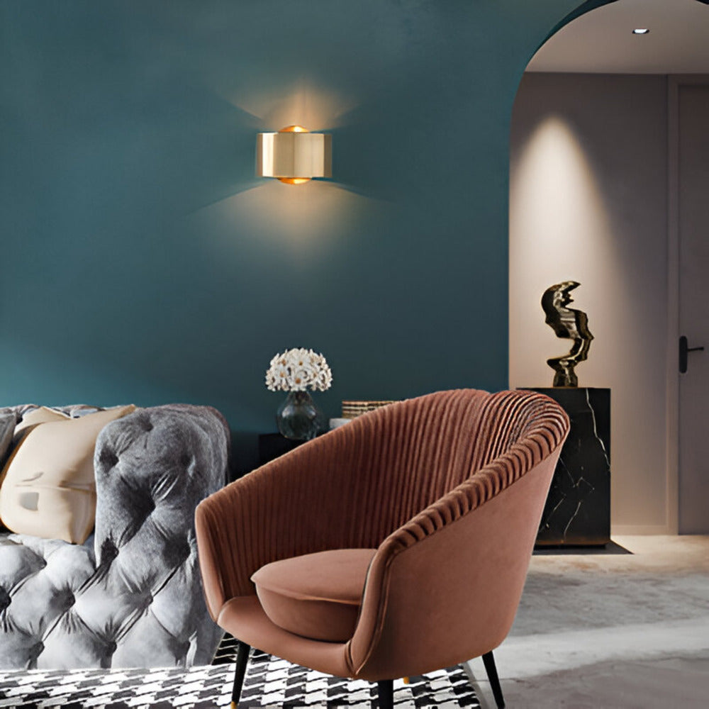 Skanto | Gylden Minimalistisk Vegglampe