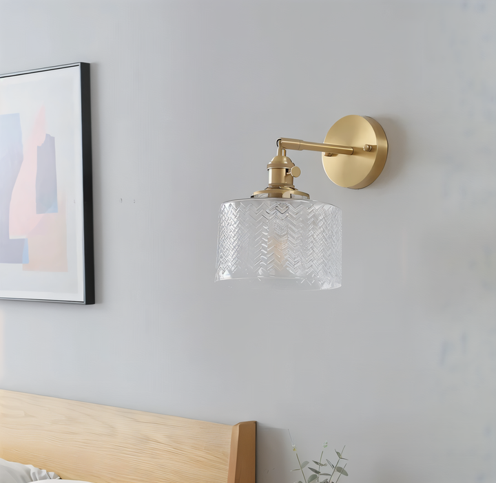 Skanto | Justerbar LED Vegglampe i Ribbete Glass i Skandinavisk Design