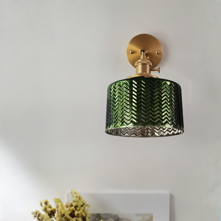 Skanto | Justerbar LED Vegglampe i Ribbete Glass i Skandinavisk Design