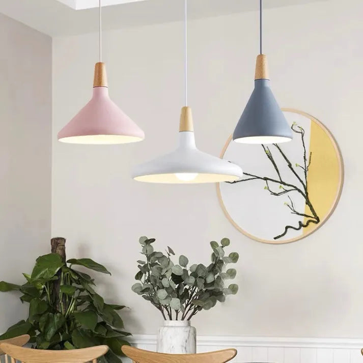 Skanto | Moderne eleganse i form av en stilig konisk pendellampe