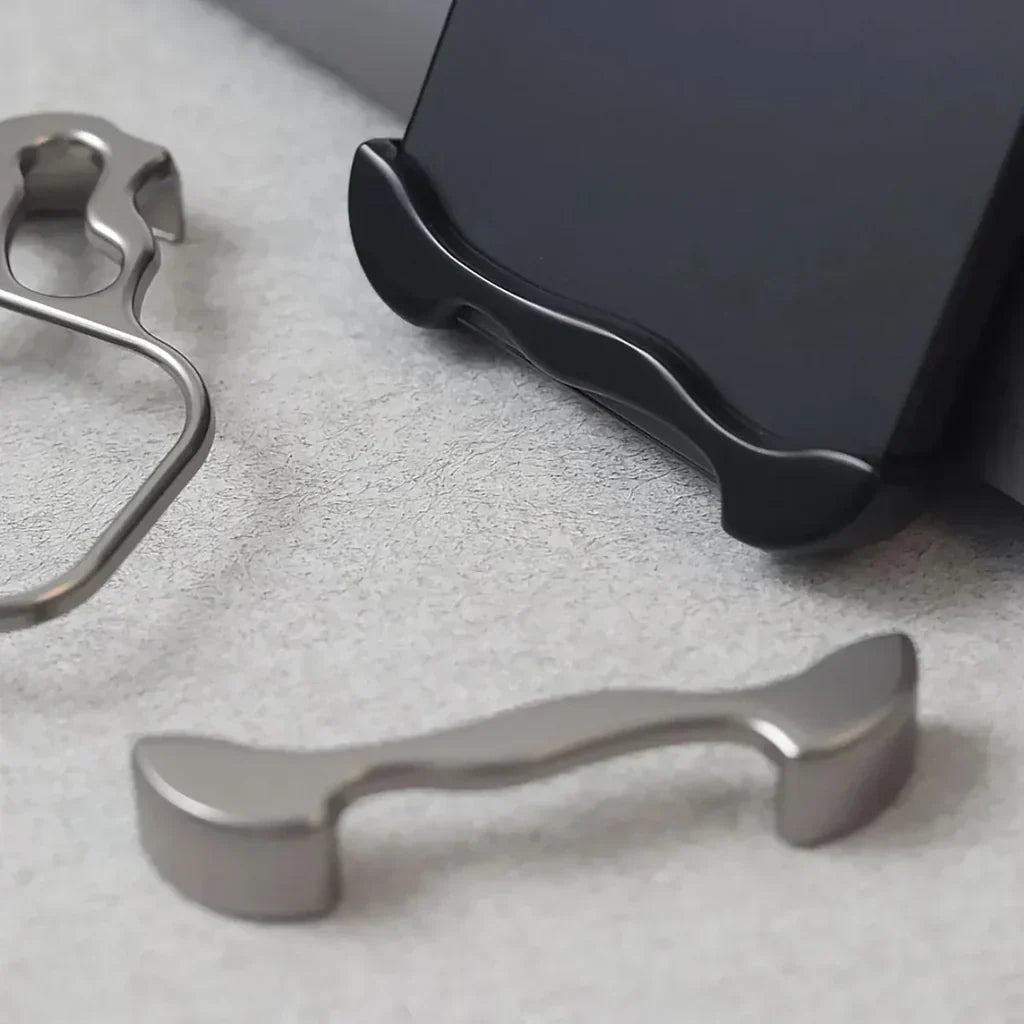 Skanto | ArmorGuard - Holdbar iPhone Edge Guard-deksel for beskyttelse mot støt og riper