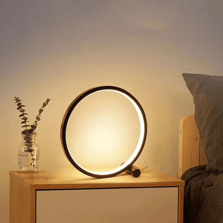 Skanto | HaloBeam - Modern Sirkulær Bordlampe