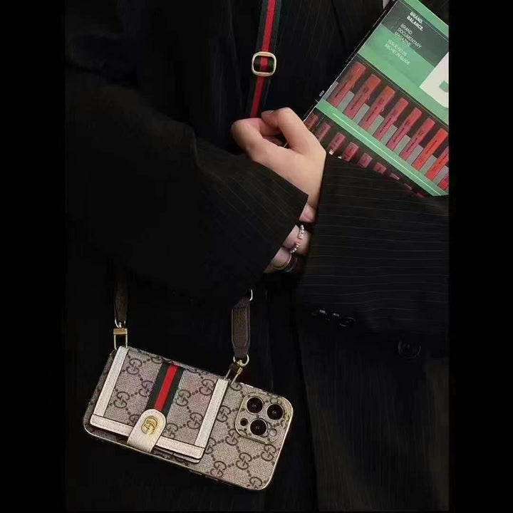 Skanto | Luksusmerkeetui for iPhone med skulderveske