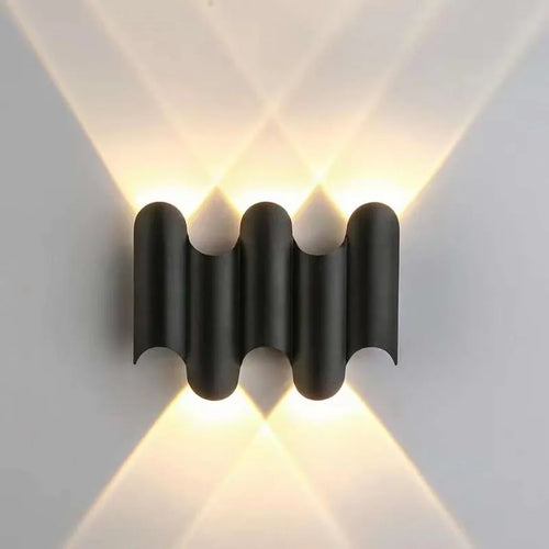 Moderne vegglampe med naturlig glød | Skanto