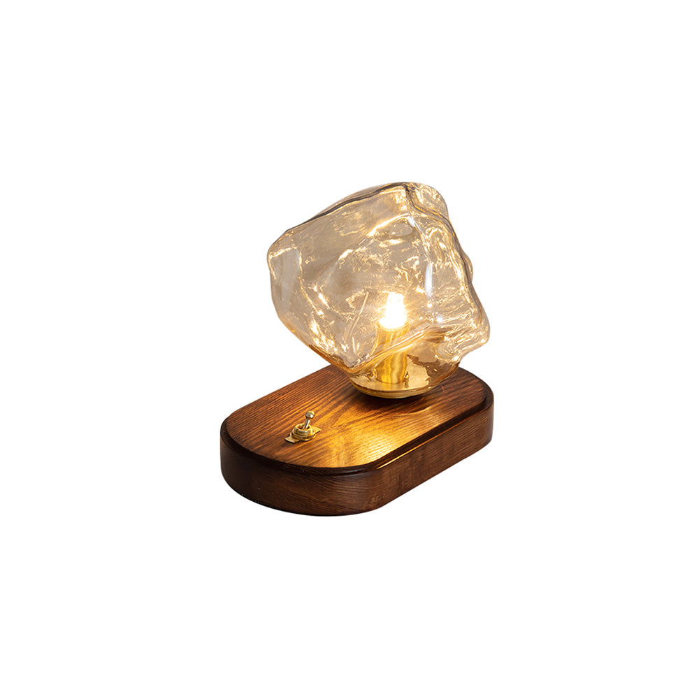 Skanto | RusticLume – Amber Glass og Tre Bordlampe