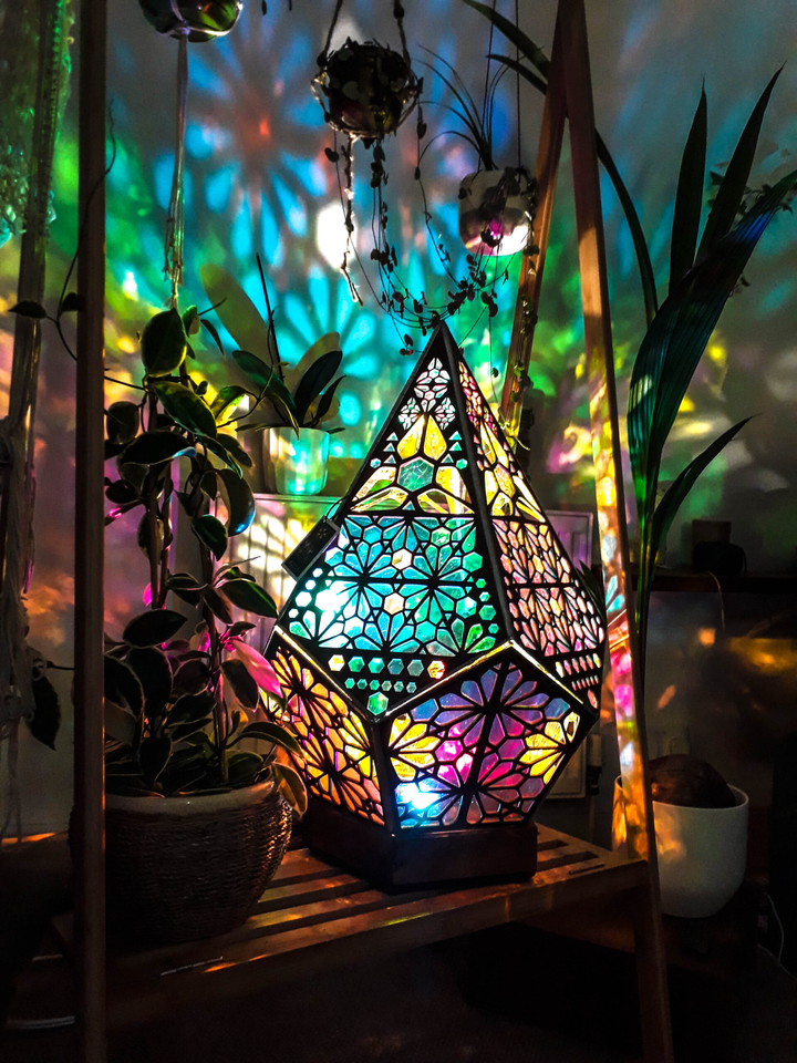 Skanto | Glassmosaikkstil LED Bordlampe - LumiAura