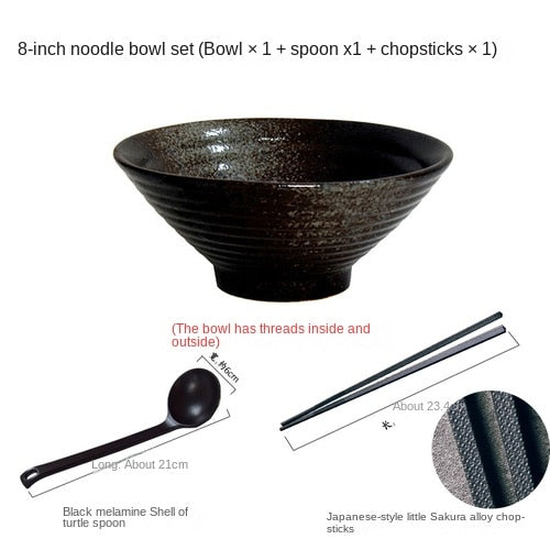 Utsøkt japansk keramisk bollesett for ramen, suppe og ris | Skanto