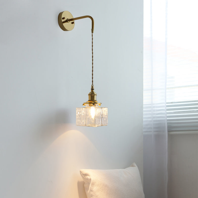 Skanto | RegalGlow – Royal-Inspirert Vegglampe for Raffinerte Rom