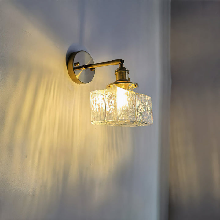 Skanto | RegalGlow – Royal-Inspirert Vegglampe for Raffinerte Rom