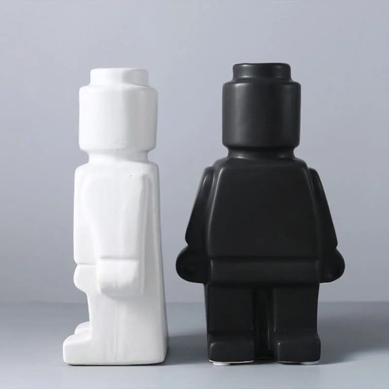 Skanto | Fargerik Lego-inspirert kroppsvase i harpiks