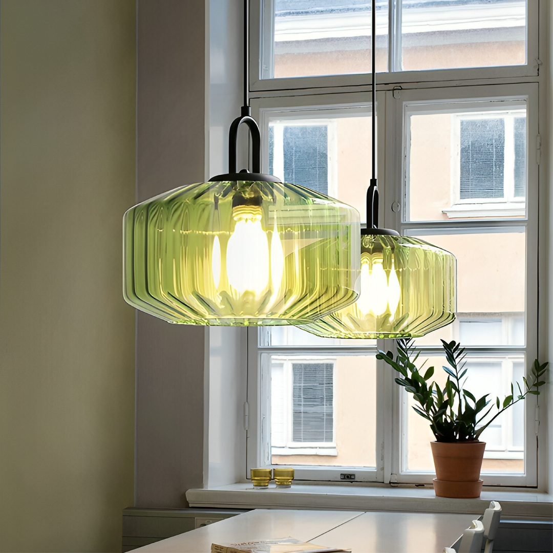 Skanto | Fargerik Hengeglasslampe med Justerbar Høyde – Ideell for Spisestue og Kjøkken