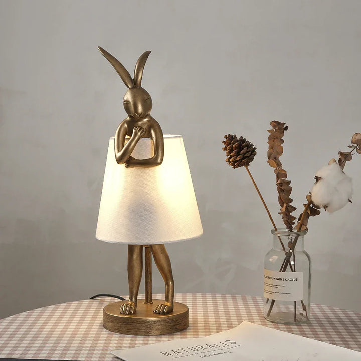 Rabbit Bordlampe – Dimmbar LED Nattlys i Moderne Design for Barnerom & Stue | Skanto