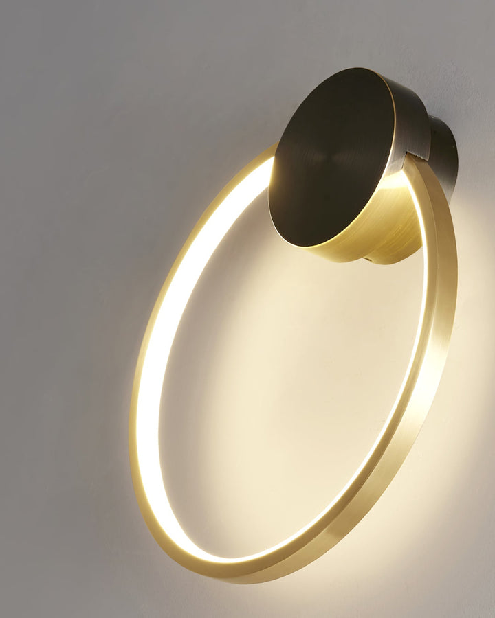Skanto | GeoLight – Elegant geometrisk vegglampe for moderne rom