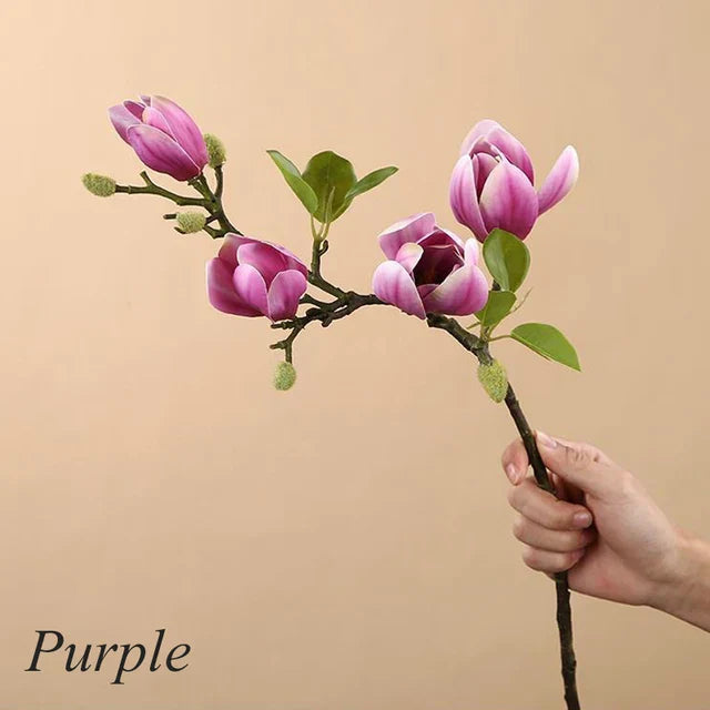 Skanto | BlijftBloei – Atmosfærisk Kunstgren med Realistiske Magnolia Blomster