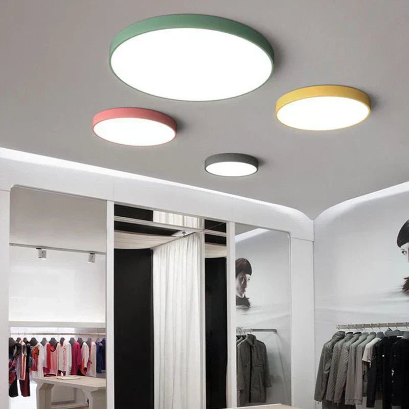 Fargerik LED taklampe – Moderne, fargerik belysning for stue og soverom