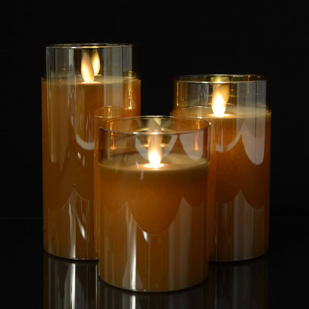 LED lysestake i glass med bevegelig flamme og fjernkontroll - Gull - 3 stk | Skanto