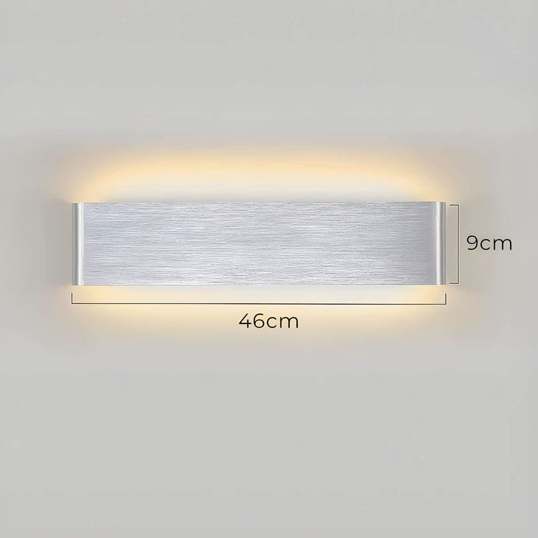 Skanto | Moderne LED Vegglampe – Elegant Aluminium & Glass Design