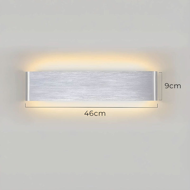 Skanto | Moderne LED Vegglampe – Elegant Aluminium & Glass Design