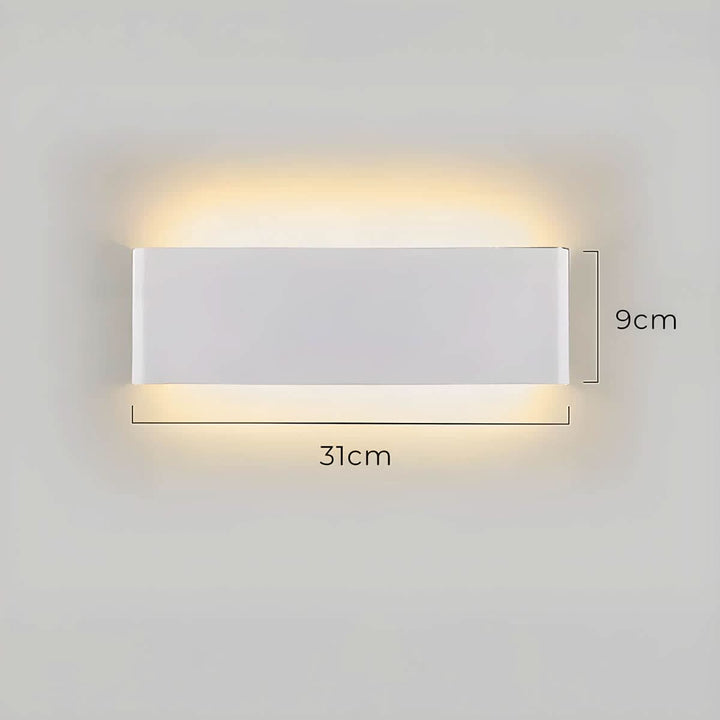 Skanto | Moderne LED Vegglampe – Elegant Aluminium & Glass Design