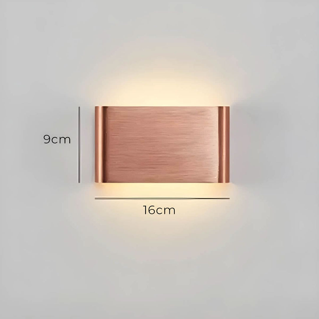 Skanto | Moderne LED Vegglampe – Elegant Aluminium & Glass Design