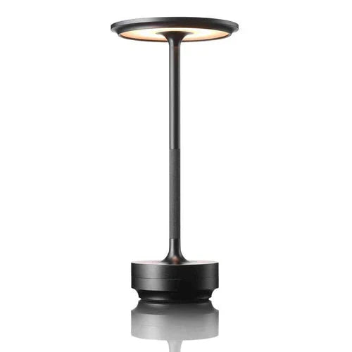 Skanto | Bordlampe gull metall trådløs LED lys