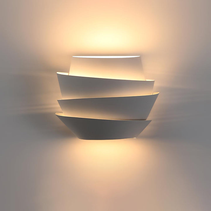 Skanto | SoleilGlow – Fransk sollysinspirert vegglampe for strålende rom