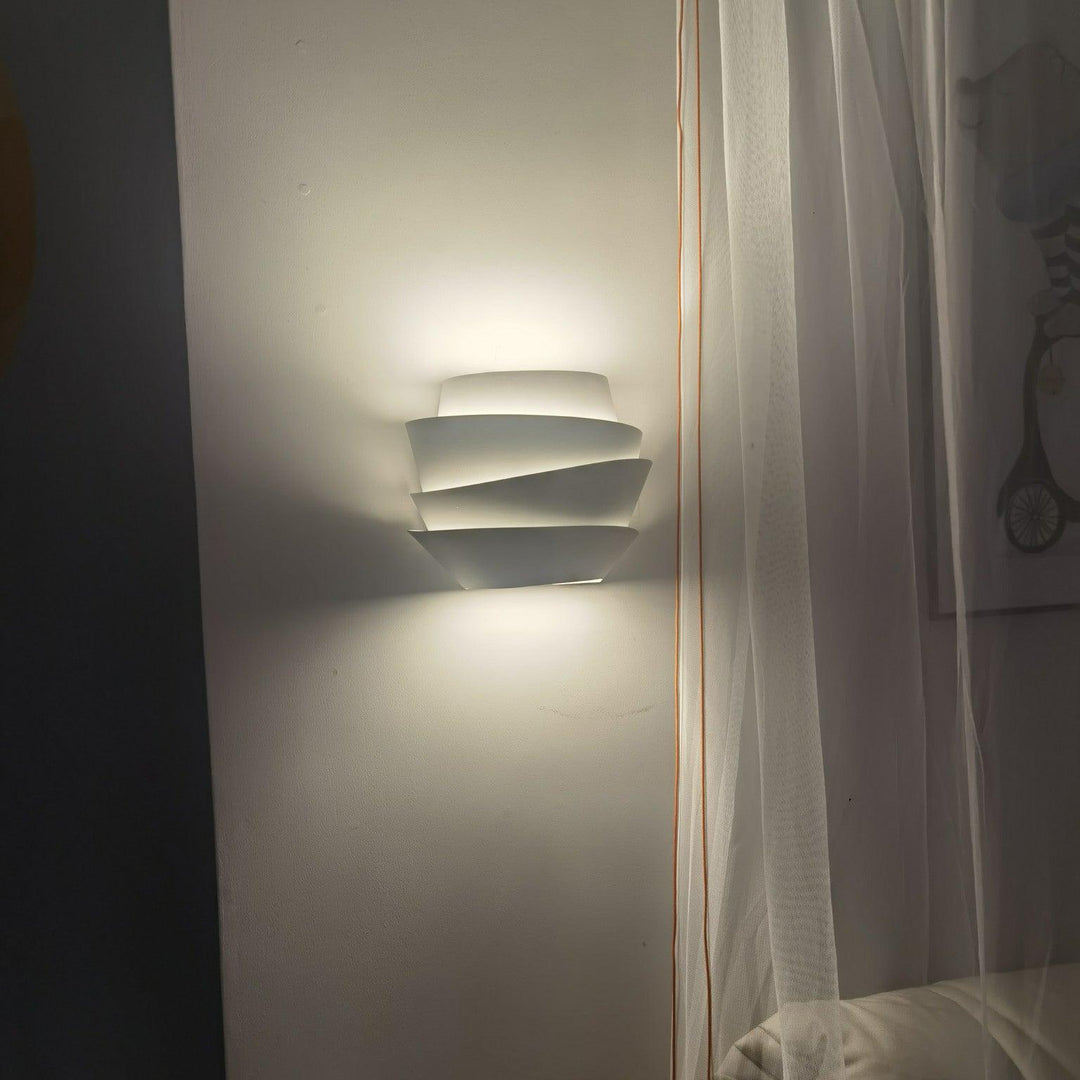 Skanto | SoleilGlow – Fransk sollysinspirert vegglampe for strålende rom