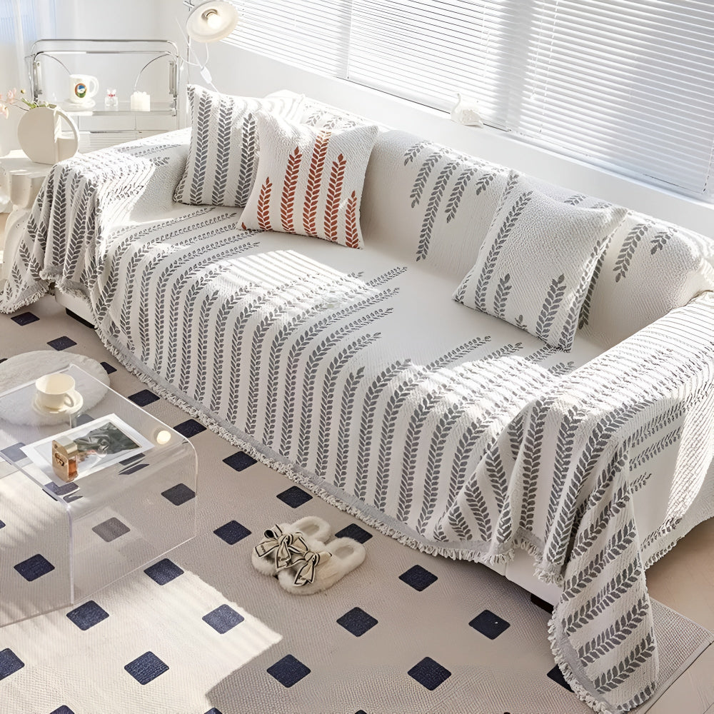 Skanto | Leaf Fringed Lace Sofa Cover