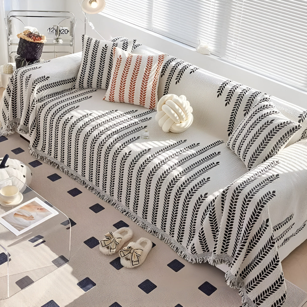 Skanto | Leaf Fringed Lace Sofa Cover