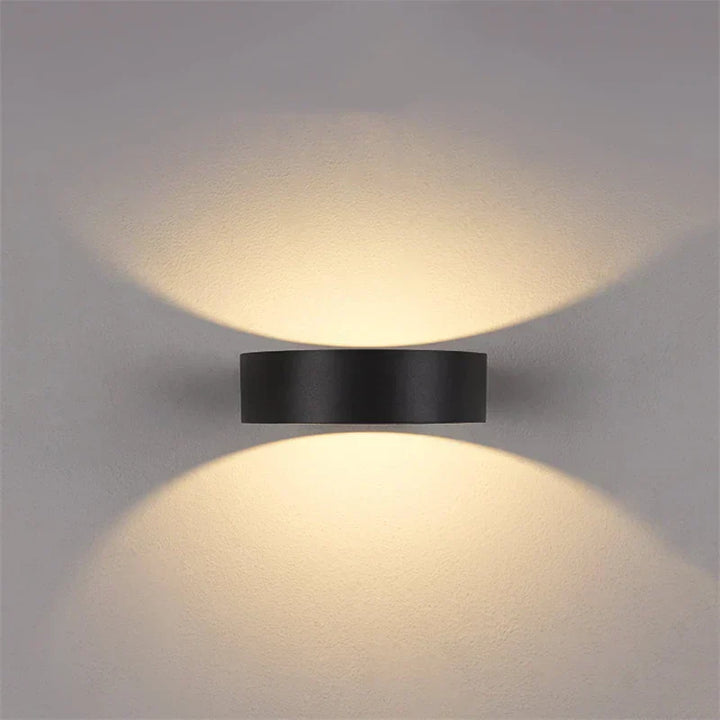 Skanto | Dekorativ Lampe i Aluminium