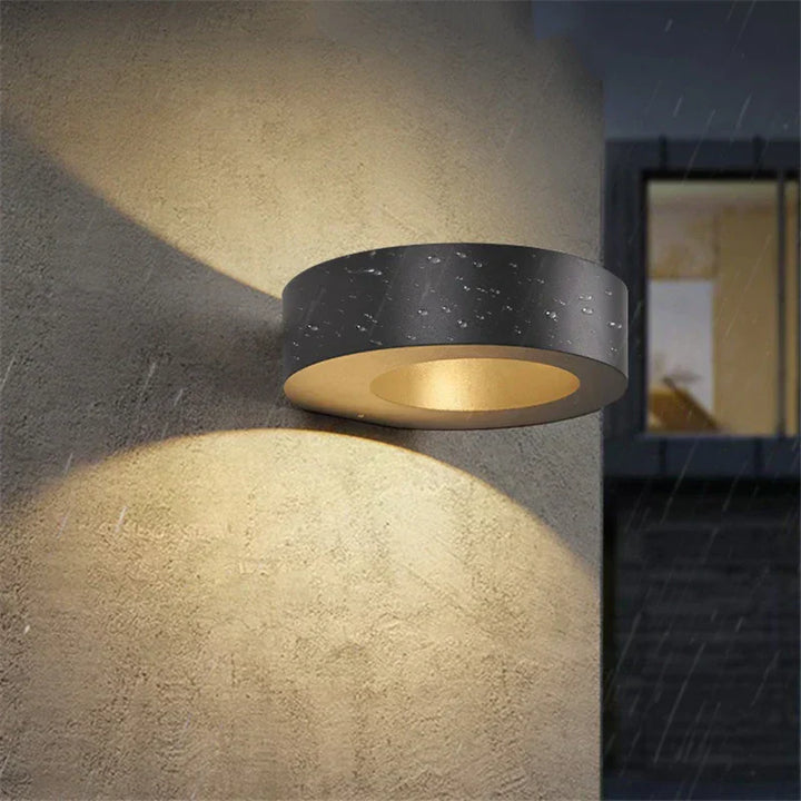 Skanto | Dekorativ Lampe i Aluminium