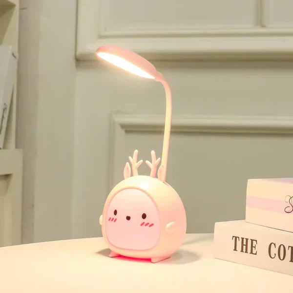 Sikker LED barneboklampe med nattfunksjon Skanto