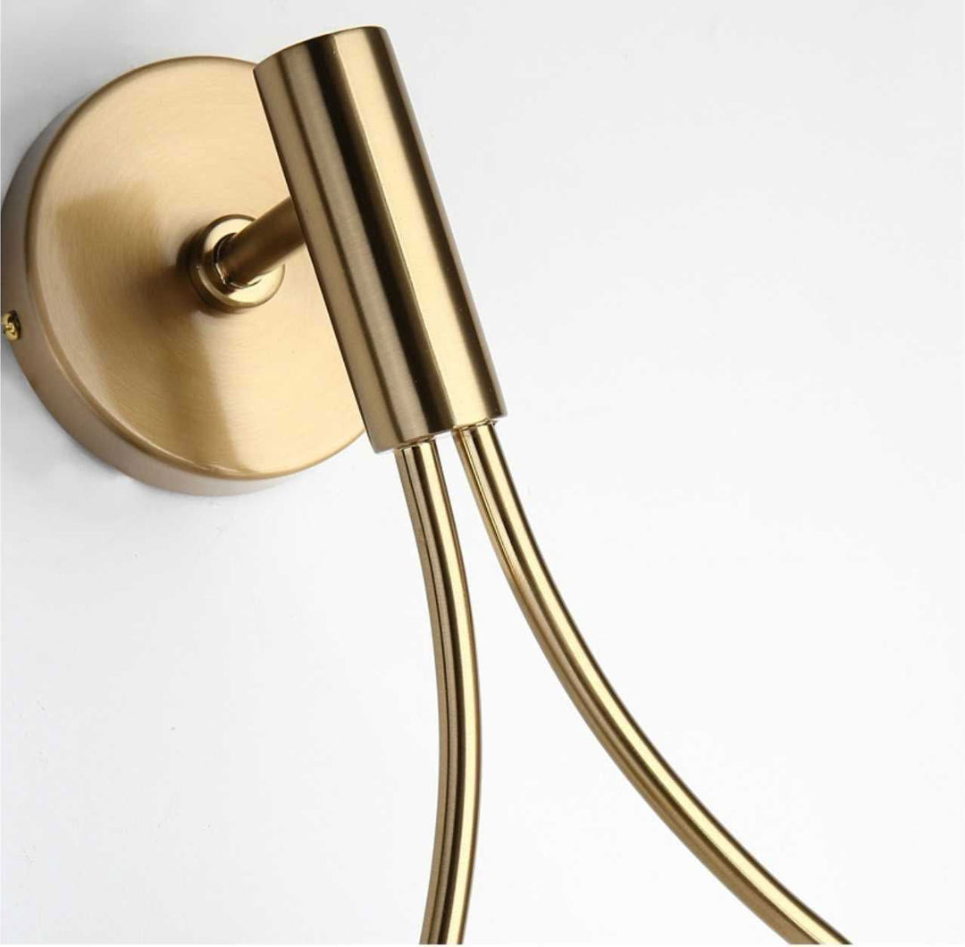 Skanto | Skandinavisk LED Vegglampe – Minimalistisk Tre- og Metallampe