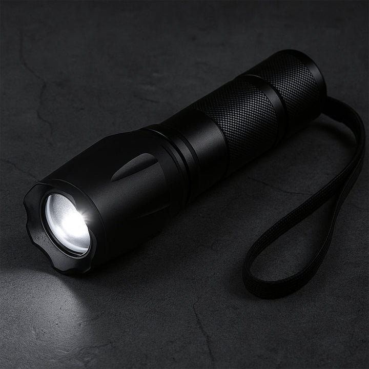 Taclight LED Zoom Fakkel (vanntett og støtsikker) m/5 funksjoner | Skanto