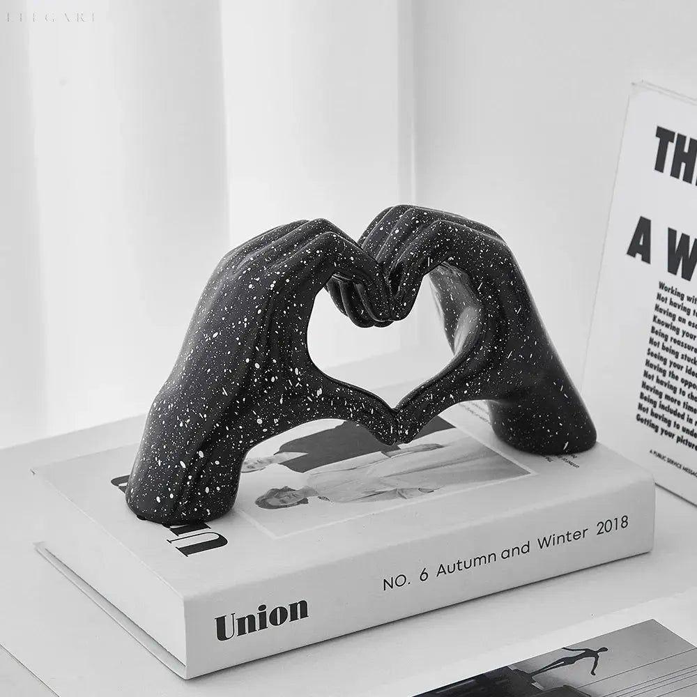 Love Hands - Estetisk Hjertehender Romdekor | Skanto