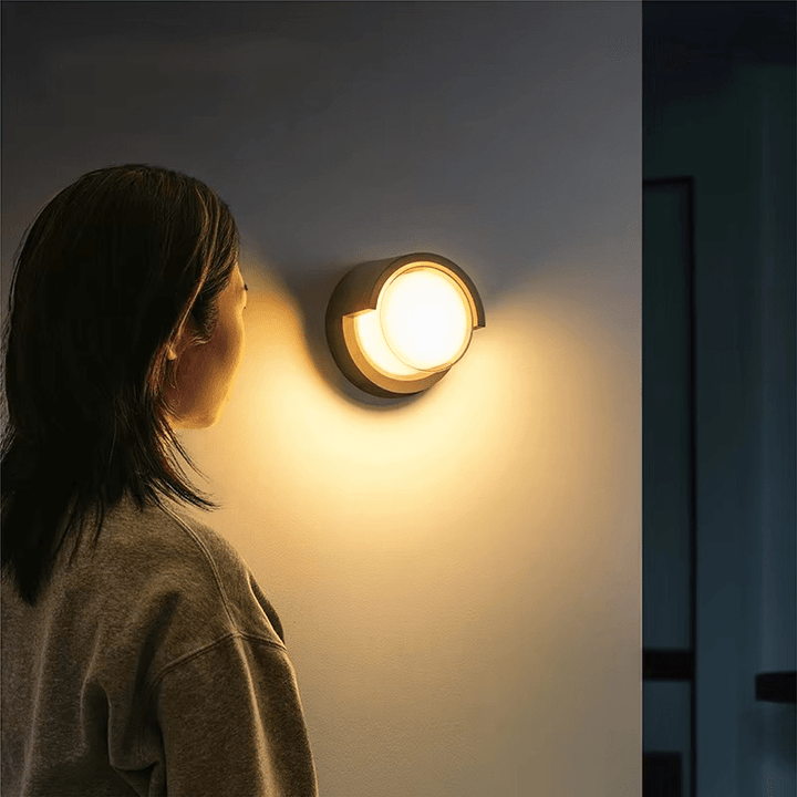 Skanto | Moderne LED utendørs vegglampe med bevegelsessensor