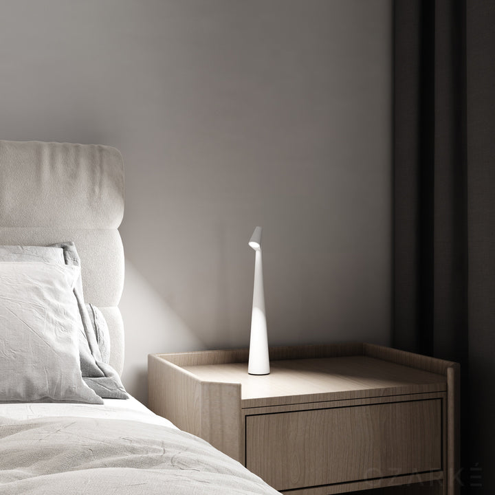 LumiSlim – Oppladbar LED Bordlampe i Stil Skanto
