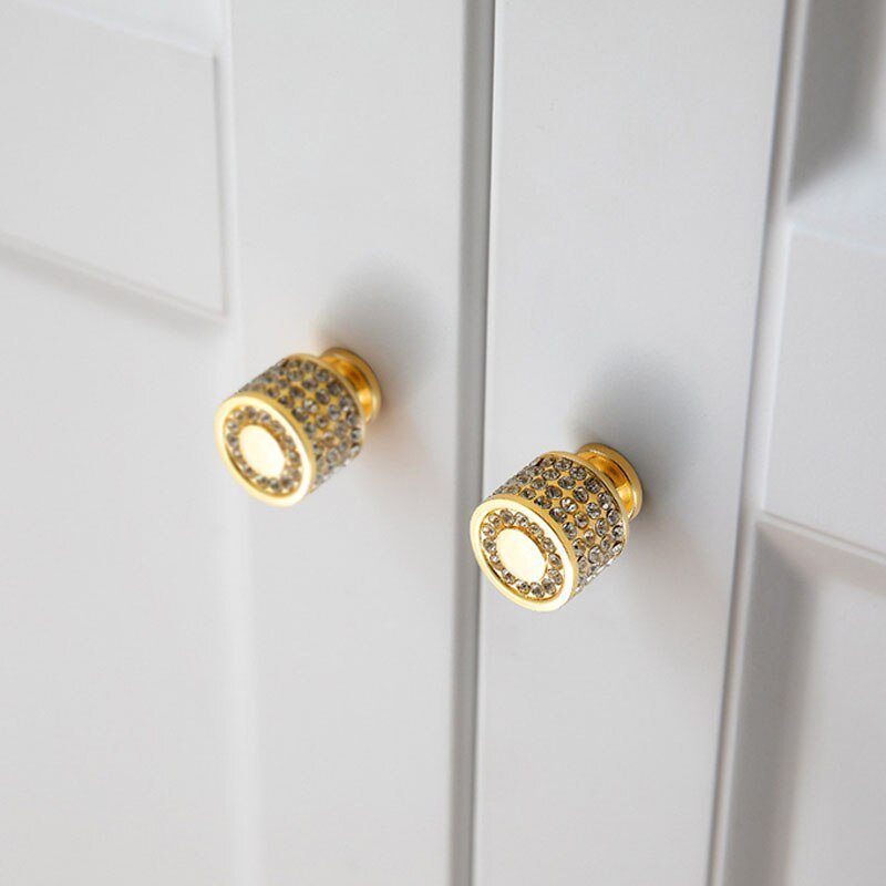 CrystalHandle - Elegant og Glans - Forbedre ditt Hjem! | Skanto