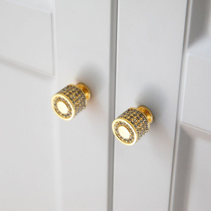 CrystalHandle - Elegant og Glans - Forbedre ditt Hjem! | Skanto