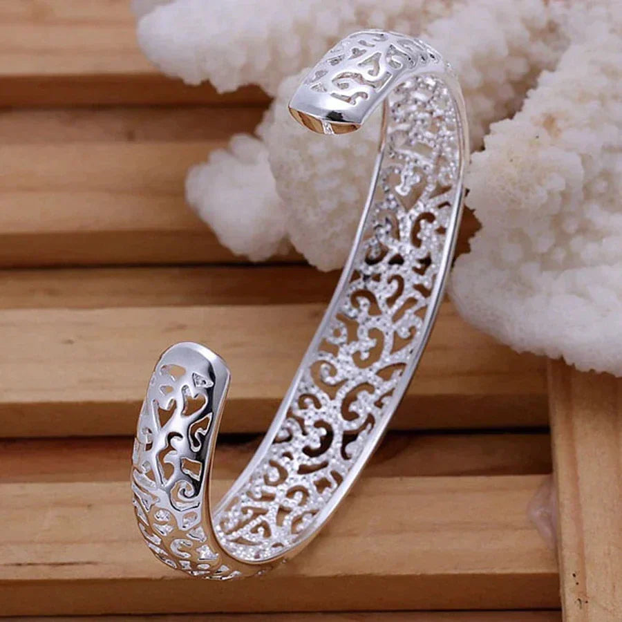 Elegant Sølv Filigran Armbånd | Unikt og Fortryllende Design Skanto