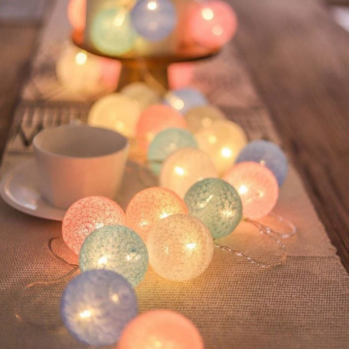 Gledelig Bomull Lys Ball Girlander - LumiBall | Skanto