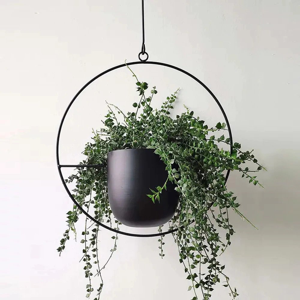 Skanto | DecoBloom Hengeplantekrukke – Elegant Innendørs- og Utendørs Metallplantekrukke med Kjede
