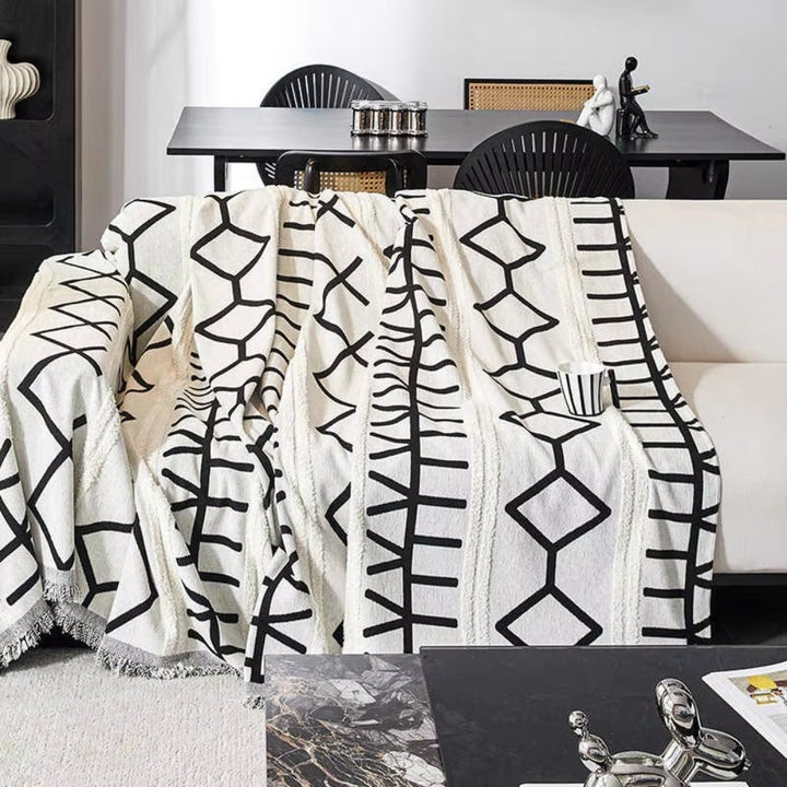Skanto | Maze Four-Season Chenille Sofa Cover