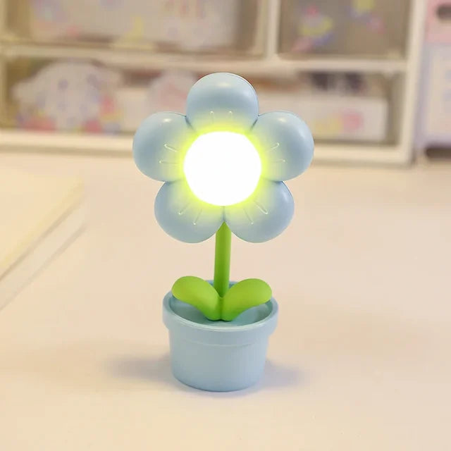 BloomLite – Atmosfærisk Blomsterformet Bordlampe med Myk LED Lys Skanto