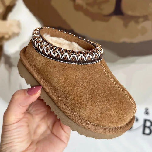 Skanto | Mini Tasman Slipper | Behagelige tøfler for barn 1-4 – Stil og komfort for små føtter