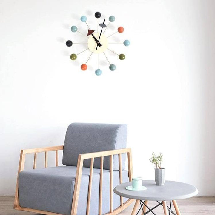 Moderne Veggklokke 3D Design Stille og Minimalistisk 32 cm | Skanto