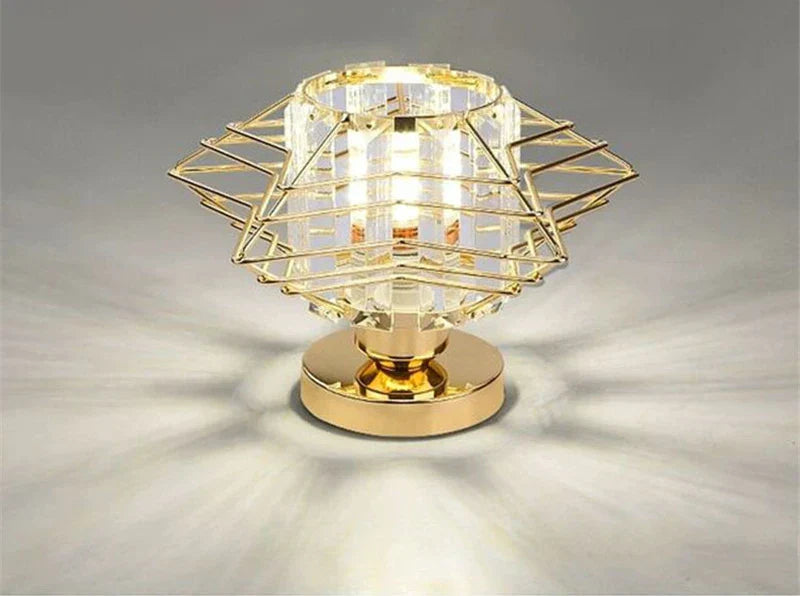 Moderne Krystall Taklampe – Elegant Nordisk Taklampe for Stue og Gang | Skanto