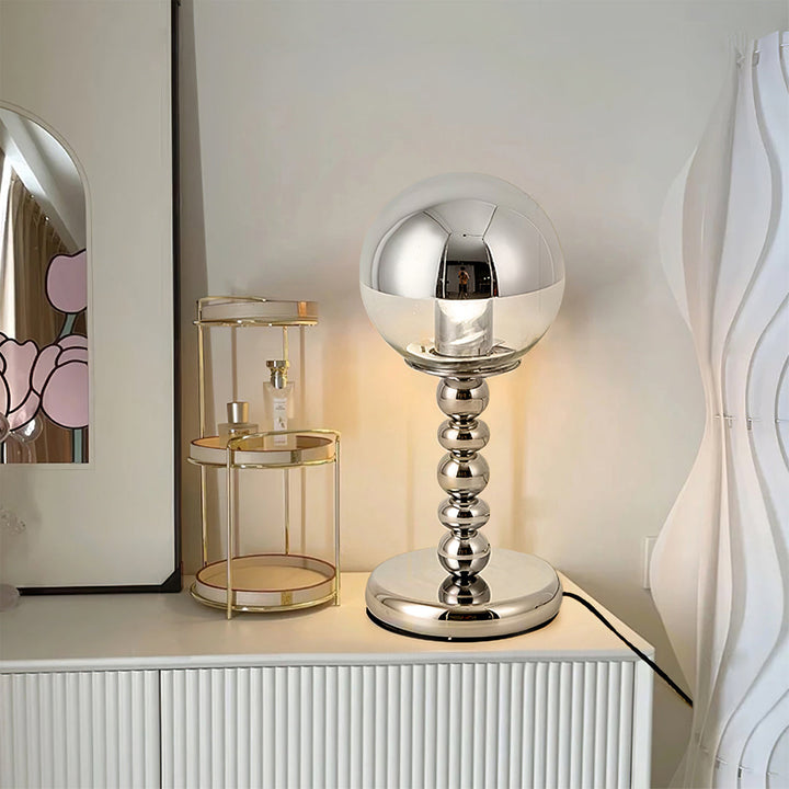 Skanto | MirrorGlow – Minimalist krom bordlampe