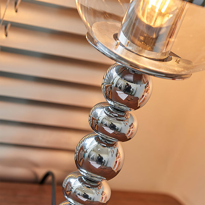 Skanto | MirrorGlow – Minimalist krom bordlampe