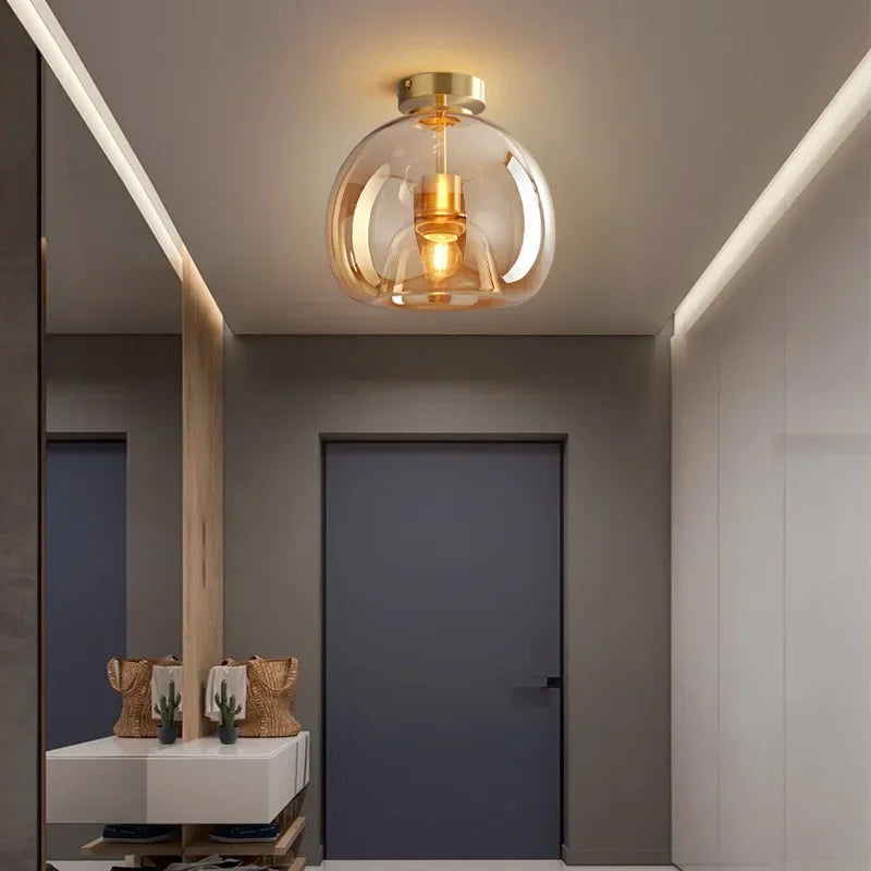 Minimalistisk taklampe – moderne og elegant for ethvert interiør